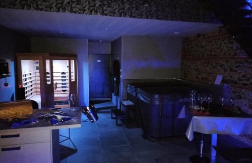 Saint-Julien-sur-Garonne Apartamento | Love Room De Luxe Lovalcove