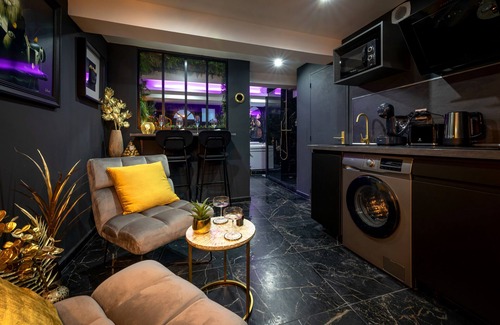 Saint-Mathieu Apartamento | Love Room « La Nuit de Rêve »