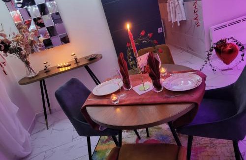 Rive-de-Gier Apartamento | love room Le belka