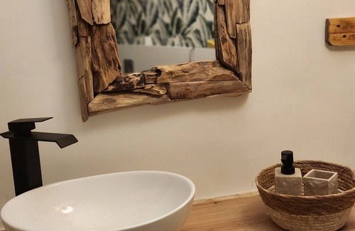 Roquevaire Cama Y Desayuno | Love Room Les dessous du Garlaban