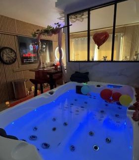 Plessis Tison Apartamento | Love room nantais