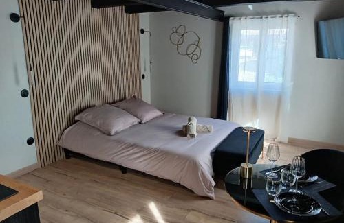 Betschdorf Apartamento | Love room Saphir- Balnéo & Sauna Privés