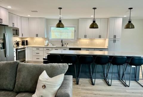 Foley Casa | Love Shack in Foley/Hot Tub/Modern Cozy