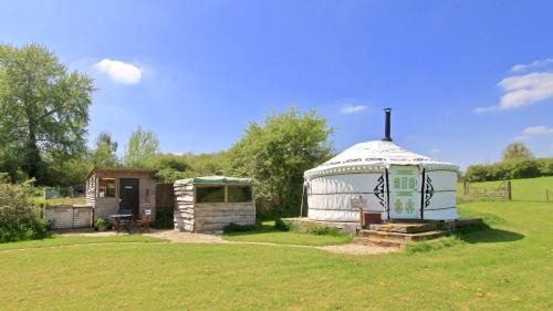 Farthinghoe Otro | Love2Yurt