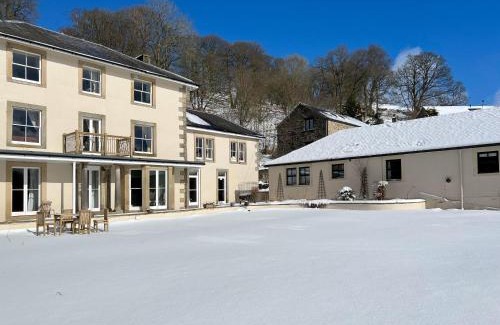 Alston Casa | Lovelady Shield House