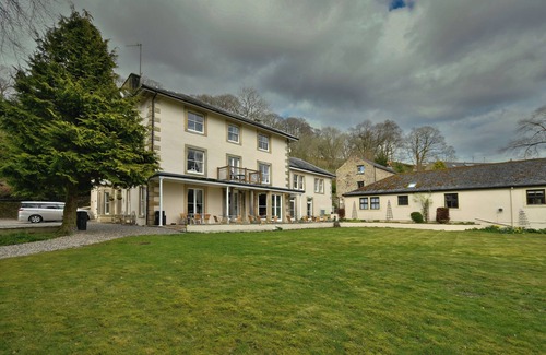 Alston Casa | Lovelady Shield House