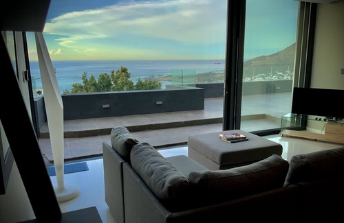 Camps Bay Apartamento | Lovely 1 bedroom apartment In camps bay with terrace