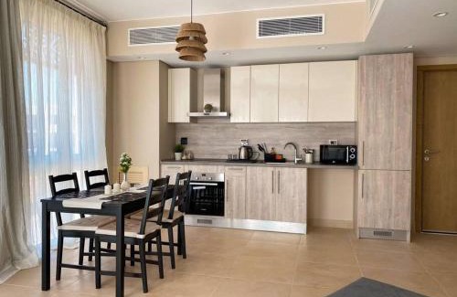 El Gouna Chalet De Esquí | Lovely 1 Bedroom apt. At Mangroovy residence with free access to the Beach and Pools
