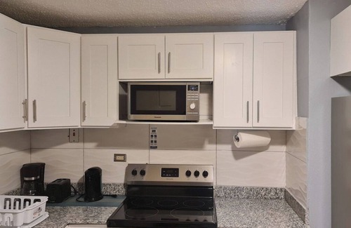 Eastwood Park Condominio | Lovely 1-bedroom condo in centrally located area