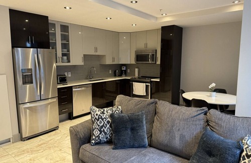 Downtown Halifax Apartamento | Lovely 1 Bedroom in Downtown Halifax with parking
