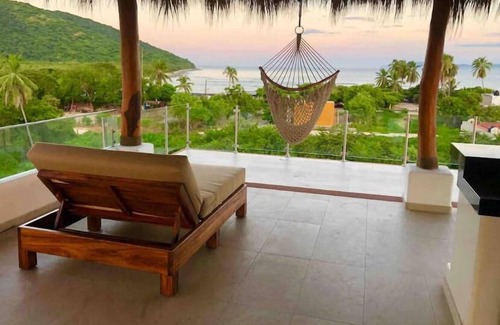 Barra de Potosi Apartamento | Lovely 1-bedroom Rental Unit with Shared Pool!