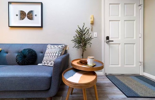 Civic Core Apartamento | Lovely- 1 Bedroom rental in Downtown San Diego.