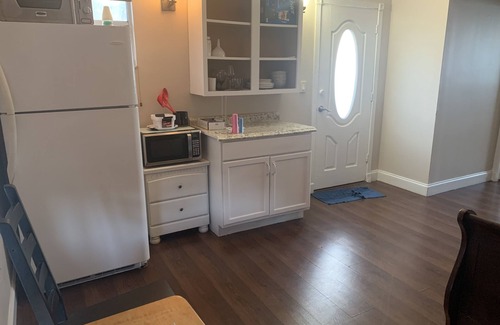 Ludlam Apartamento | Lovely 1-bedroom Studio with hot tub