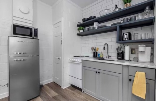 New Bern Apartamento | Lovely 1 BR with King bed Apt 1