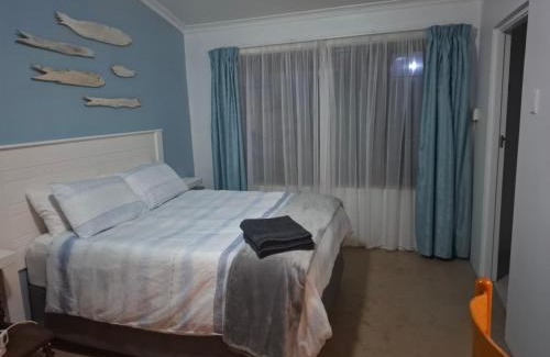 Kloof Apartamento | Lovely 1 Queen bed, 1 Sleeper couch Self-catering cottage