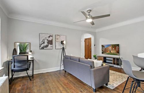 Evanston Apartamento | Lovely 1BR Apt in Evanston - Elmwood 105