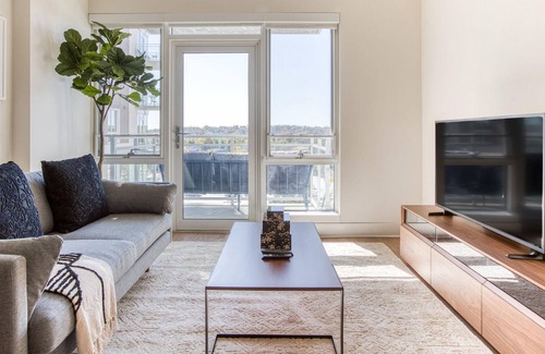 Pentagon City Apartamento | Lovely 1BR in Arlington, Pool + Pet-Friendly