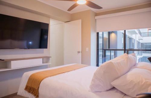 Surquillo Apartamento | Lovely 1BR with Swimming Pool in San Isidro