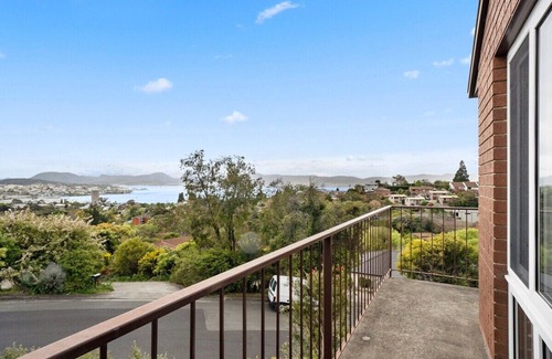 Sandy Bay Casa | Lovely 2-Bed Home with Great Views, Near Casino.