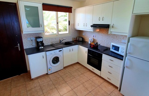 Paphos Apartamento | Lovely 2 bedroom apartment A206, 800m to the sea