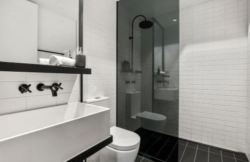 Docklands Apartamento | Lovely 2 Bedroom Apt at Marvel Stadium with Car Park and Rooftop Pool