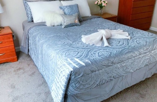 Green Valley Condominio | Lovely 2 bedroom condo perfect for long term stays