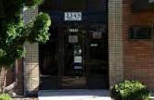 Leroy Condominio | Lovely 2 Bedroom Condo With Pool