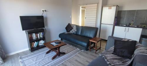Parklands Apartamento | Lovely 2 bedroom condo with balcony and a view!