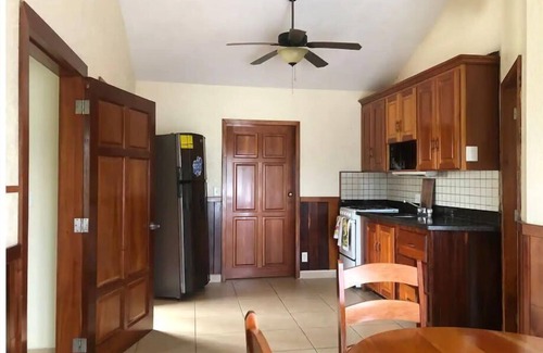 Placencia Apartamento | Lovely 2 bedroom unit, lagoon side with beach view