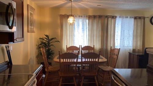 Southeast Colorado Springs Apartamento | Lovely 2 Bedroom in the Heart of Colorado Springs