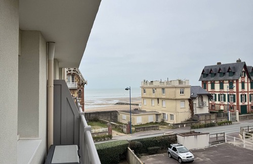 Villers-sur-Mer Apartamento | Bonito apartamento de 2 habitaciones con balcón y aparcamiento en Villers-sur-Mer