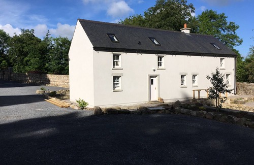 Clashganny Casa | Lovely 3-Bed House at Clashganny Mill, Borris