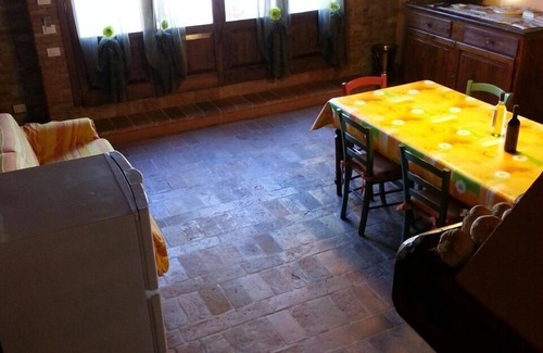 Gambassi Terme Villa | Villa en Gambassi Terme (Florencia) con terraza y gran jardín privado.