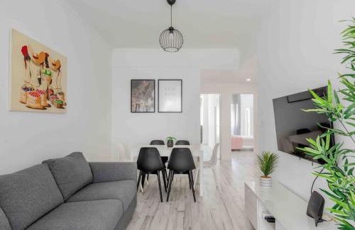 Queluz Apartamento | Lovely 3-bedroom condo w/free parking on premises