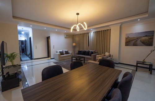 New Cairo Apartamento | Lovely 3-bedroom apartment located at the center of New Cairo City