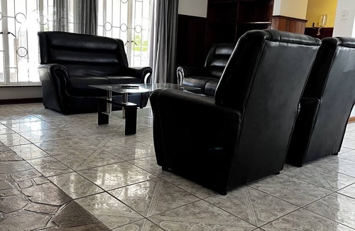 Windhoek Casa | Lovely 3-bedroom house with AC in Windhoek