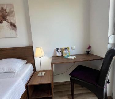 Kolovicë Apartamento | Lovely 3-bedroom rental unit with indoor fireplace