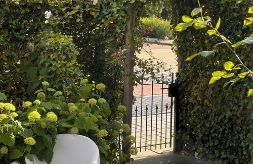 Elsrijk Casa | Lovely 3 bedroom Townhouse w/ big garden & parking 15 min from Amsterdam