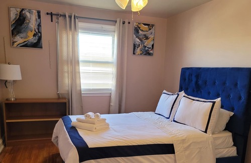 Overbrook Casa | Lovely 3 Bedrooms town home located in a quiet area