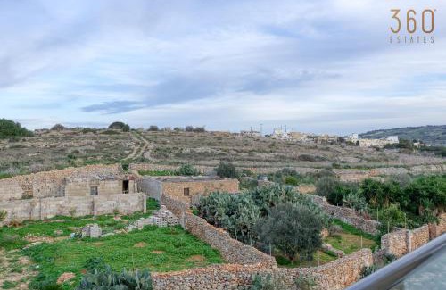 Mgarr Apartamento | Lovely 3BR Apt with Private Balcony & Views in Mgarr by 360 Estates