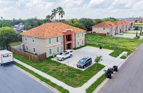 McAllen Apartamento | lovely, 3BR near airport,hospitals, mall-shops