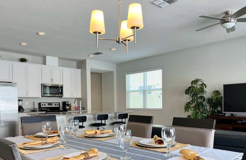 Indian Wells Casa | Lovely 4 Bed/3.5 bath townhome 13 min from Disney!