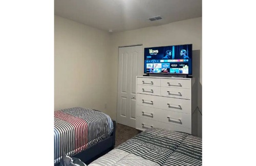 Westside Casa | Lovely 4 Bed Room Home Away From Home 🤩⭐️