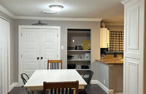 Heritage Casa | Lovely 4-bedroom Beauty Near Sea World