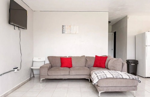 Vega Alta Casa | Lovely 4-bedroom house with WiFi and AC, A private Zen Zone near the Beach