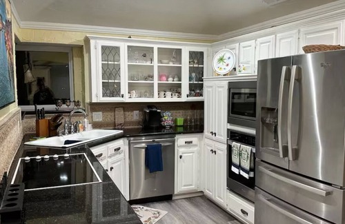 Valley Ranch Casa | Lovely 4-bedroom house in charming Irving with AC, WiFi - Coppell Schools.