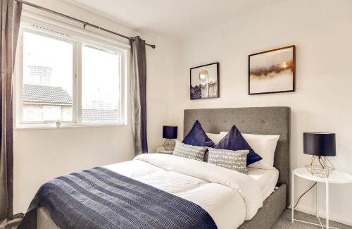 Kennington Casa | Lovely 4 Bedroom House with Garden near Waterloo