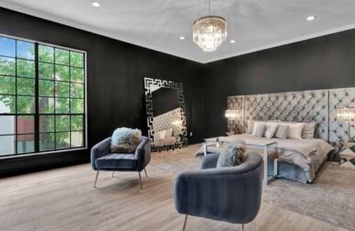 Houston Casa | Lovely 4BD House w/ pool, hot tub and free parking