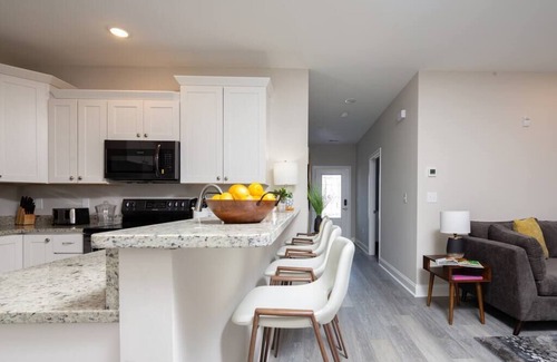 Myrtle Beach Apartamento | Lovely 4BR King Beds Steps To Beach & Pier #G