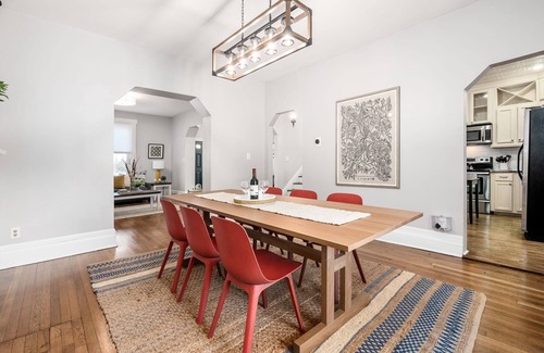Near East Columbus Casa | Lovely 5Br in Olde Town East